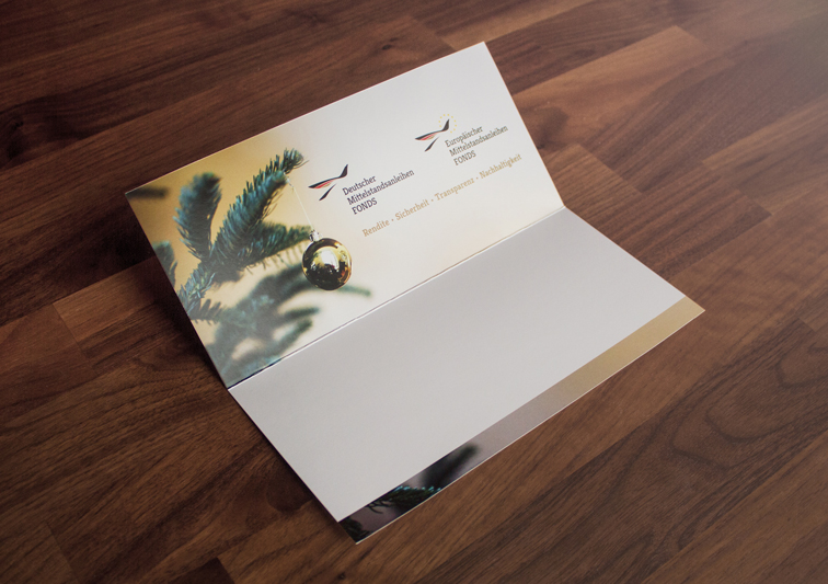 Print Design Innenteil einer Weihnachtskarte mit Tannenbaum Motiv für Finanzunternehmen