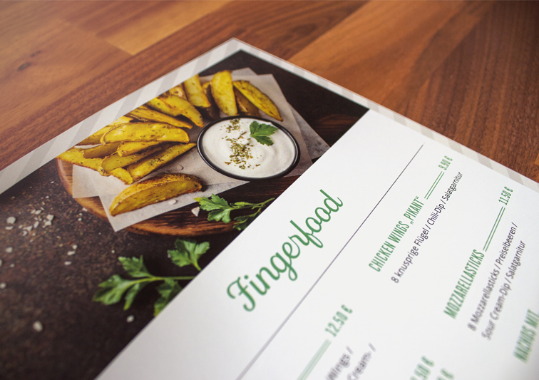 Print Medien Speisekarten Design für Restaurant und Café