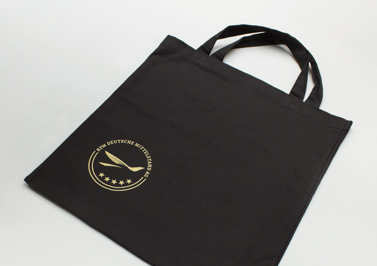 Sina Holste · Grafik Design & Illustration